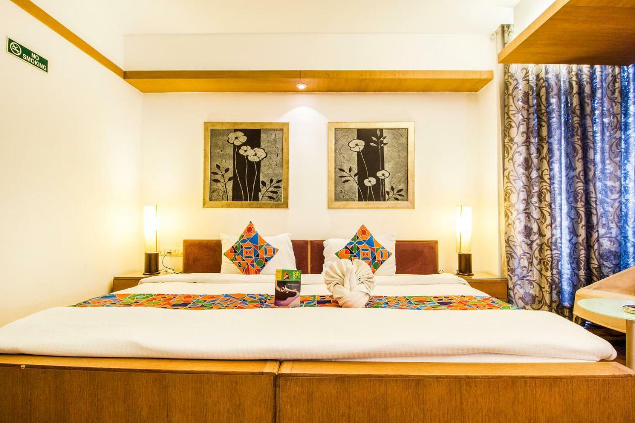 Fabhotel Raj Darbar Iffco Gurgaon Exterior photo
