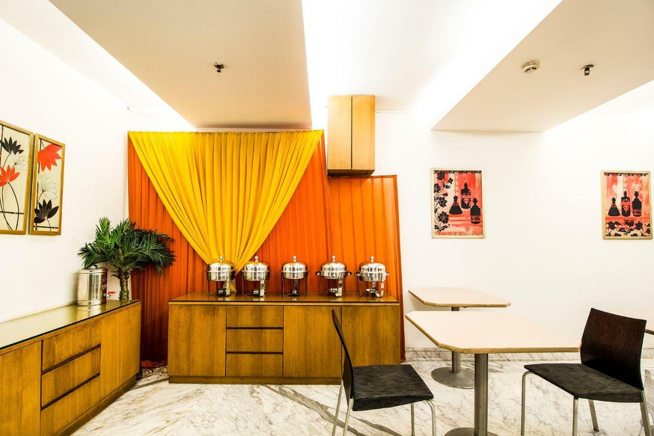 Fabhotel Raj Darbar Iffco Gurgaon Exterior photo